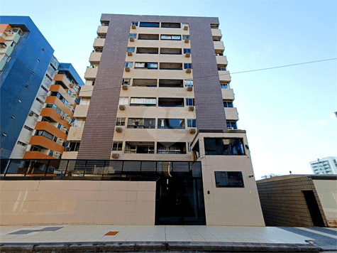 Apartamento à venda com 3 quartos no condomínio Solar da Jatiúca