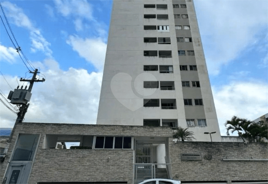 Apartamento à venda com 3 quartos no Edifício Sorrento, Maceió - AL