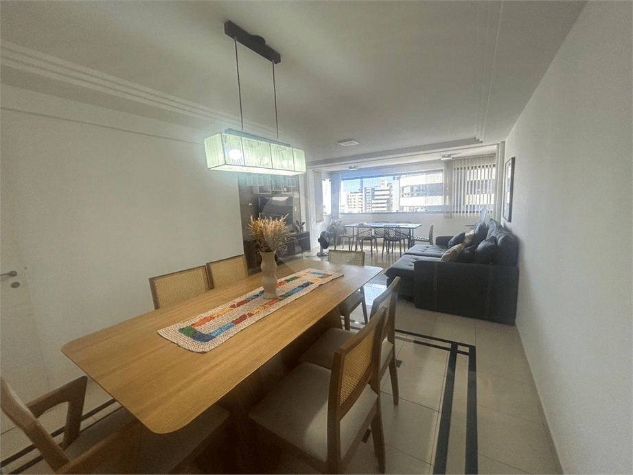 Apartamento com 3 quartos no Edifício Itapuã, Ponta Verde