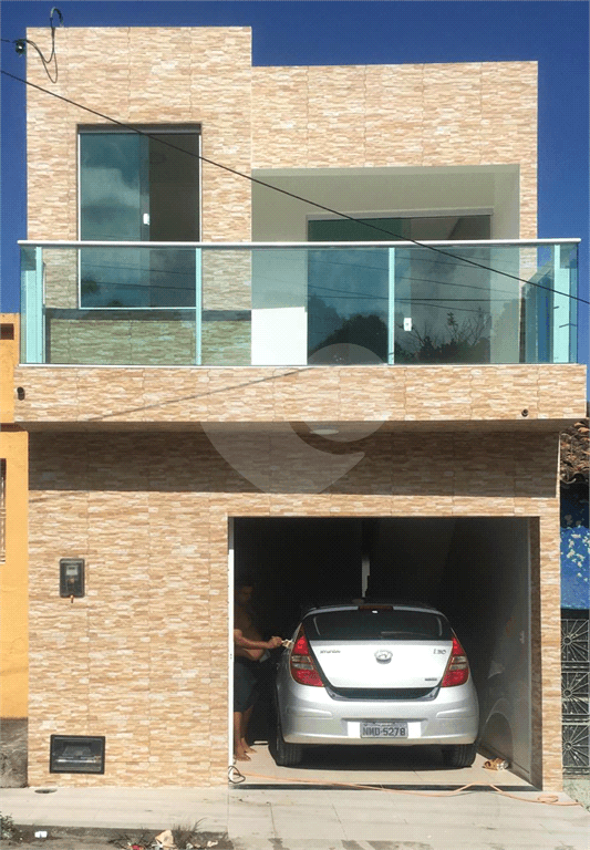 Casa à venda com 2 quartos, sendo 1 suíte, no Centro, Rio Largo - AL