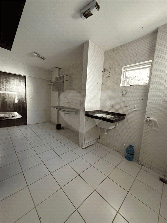 Apartamento com 3 quartos à venda no Edifício Marseille - Jatiúca, Maceió