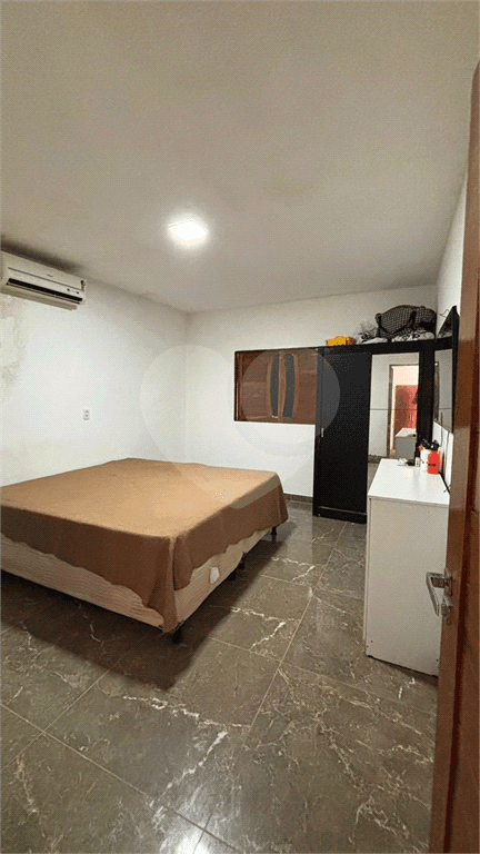 Apartamento com 3 quartos no condomínio Olimpio Barros