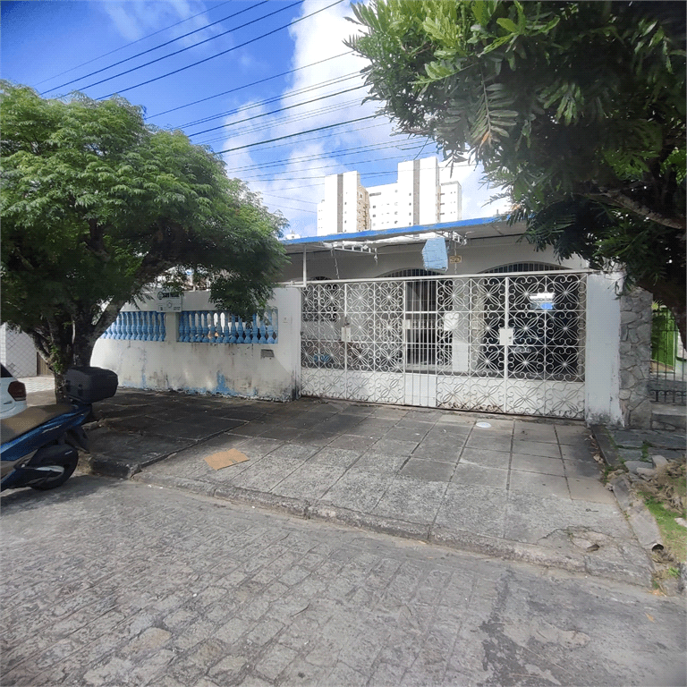 Casa com 3 quartos à venda em Gruta de Lourdes, Maceió - AL