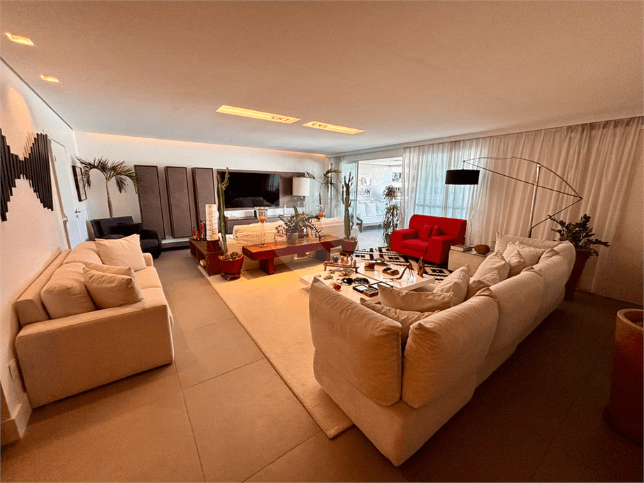 Apartamento à venda com 3 suítes no Edifício Vitreo - Ponta Verde