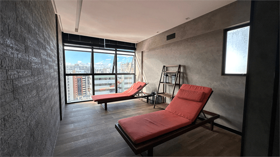 Studio Mobiliado com Varanda no Edifício Time - Ponta Verde
