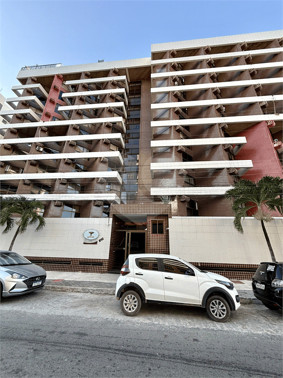 Apartamento à venda com 1 suíte no condomínio Edificio Lotus, Maceió - AL