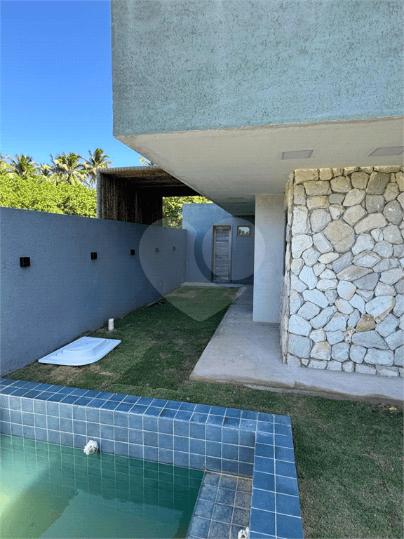 Casa à venda com 3 suítes no condomínio Multifamiliar - Tulun