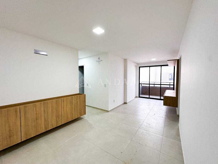Apartamento novo, nunca habitado na Ponta Verde | Smart 445