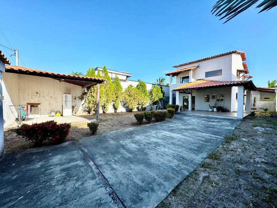 Casa em Condomínio à Venda - Mares do Sul