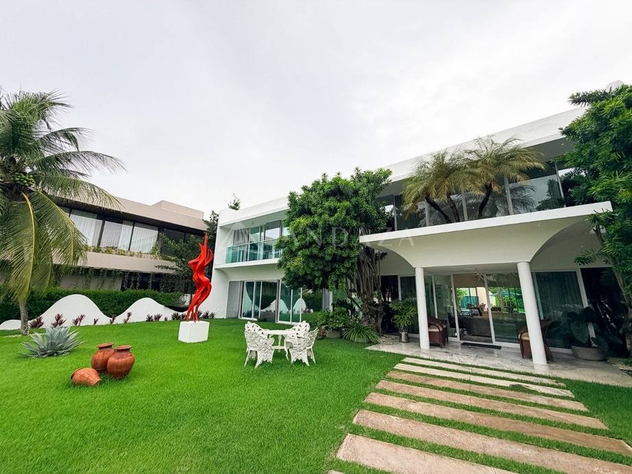 Mansão à venda no Laguna | 821 m² | Arte e Natureza em um só Lugar