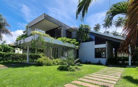 CASA NO CONDOMÍNIO MORADA DA GARÇA