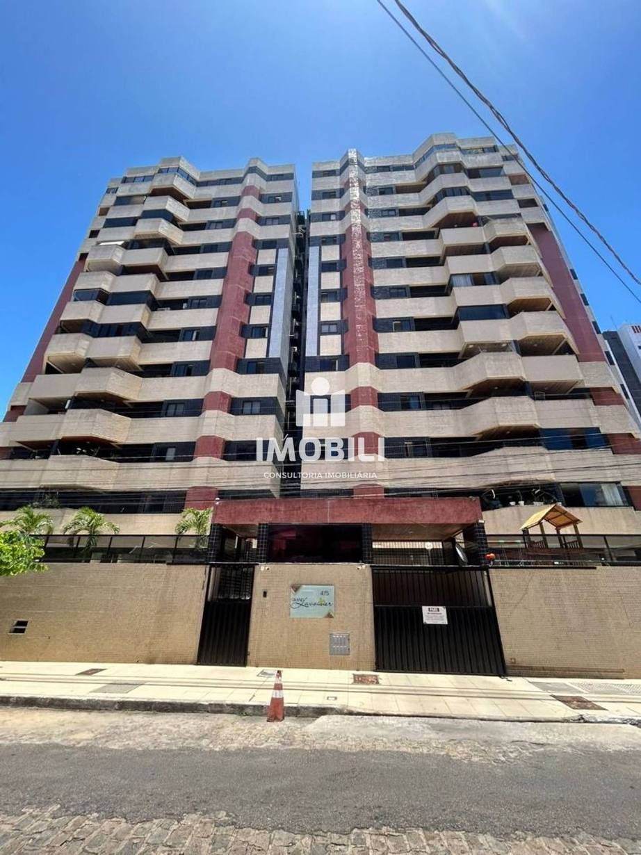 Apartamento com 4 dormitórios no Edifício Grand Lavoisier