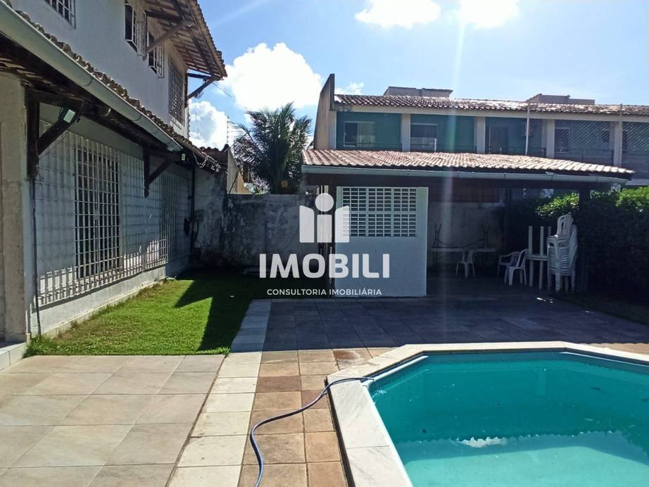 Casa com 5 dormitórios à venda por R$ 700.000 - Santa Rita