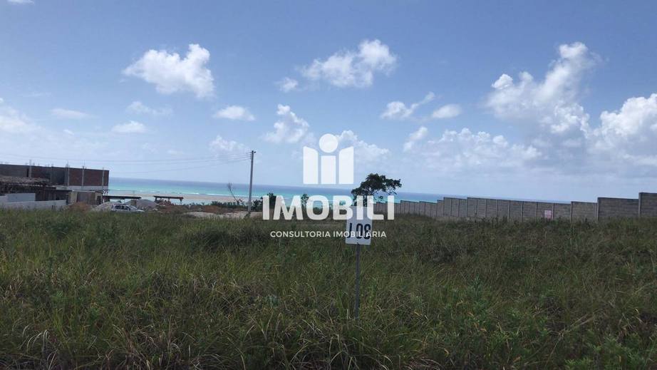Terreno em condomínio na Praia Do Marceneiro