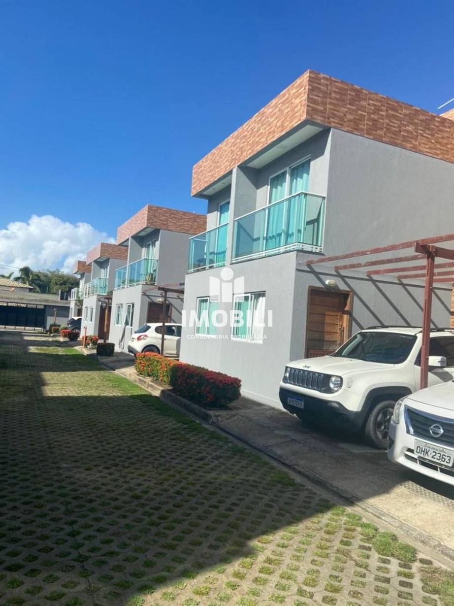 Casa duplex em condomínio fechado - Barra Nova