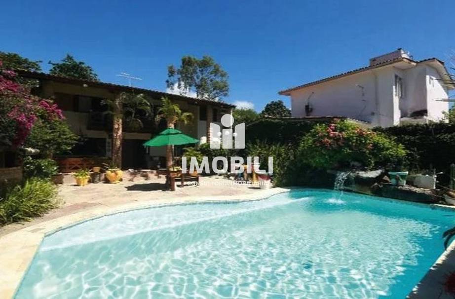 Casa de alto padrão com 5 quartos à venda em Guaxuma