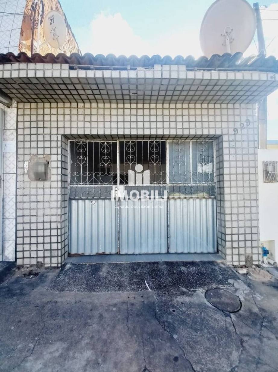 Casa com 2 Frentes no Poço