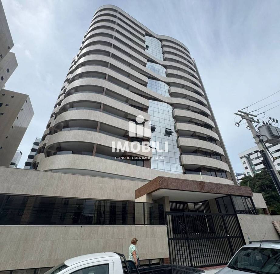 Apartamento com 3 suítes à venda na Ponta Verde