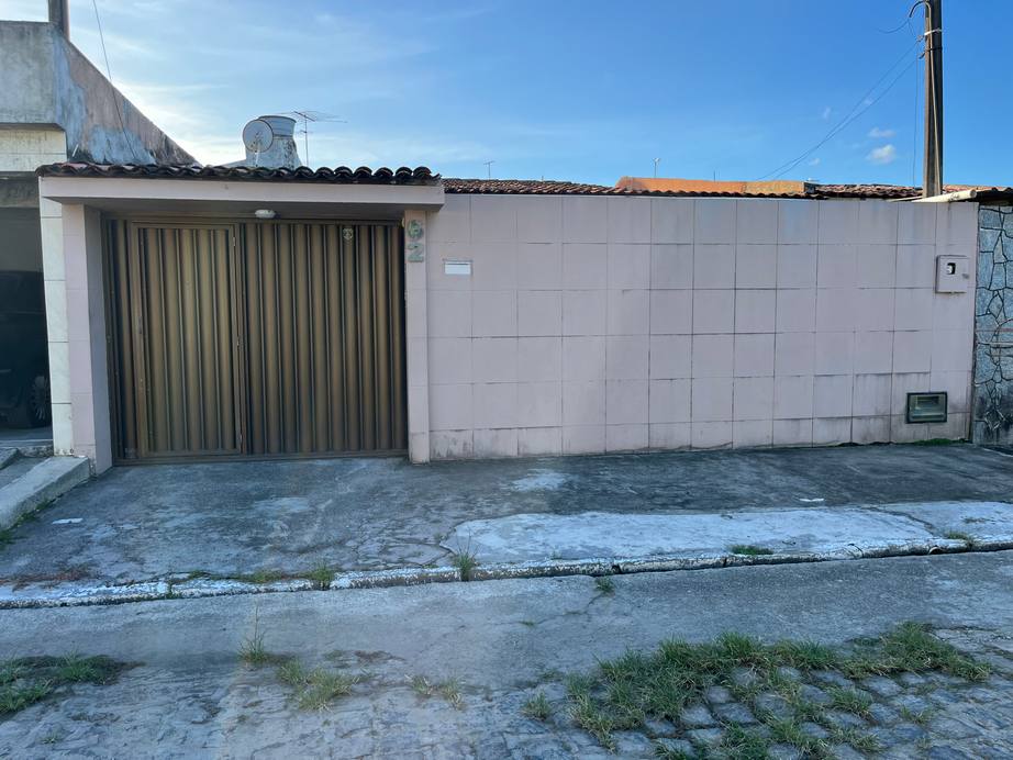 Casa com 3/4, nascente - Osman 